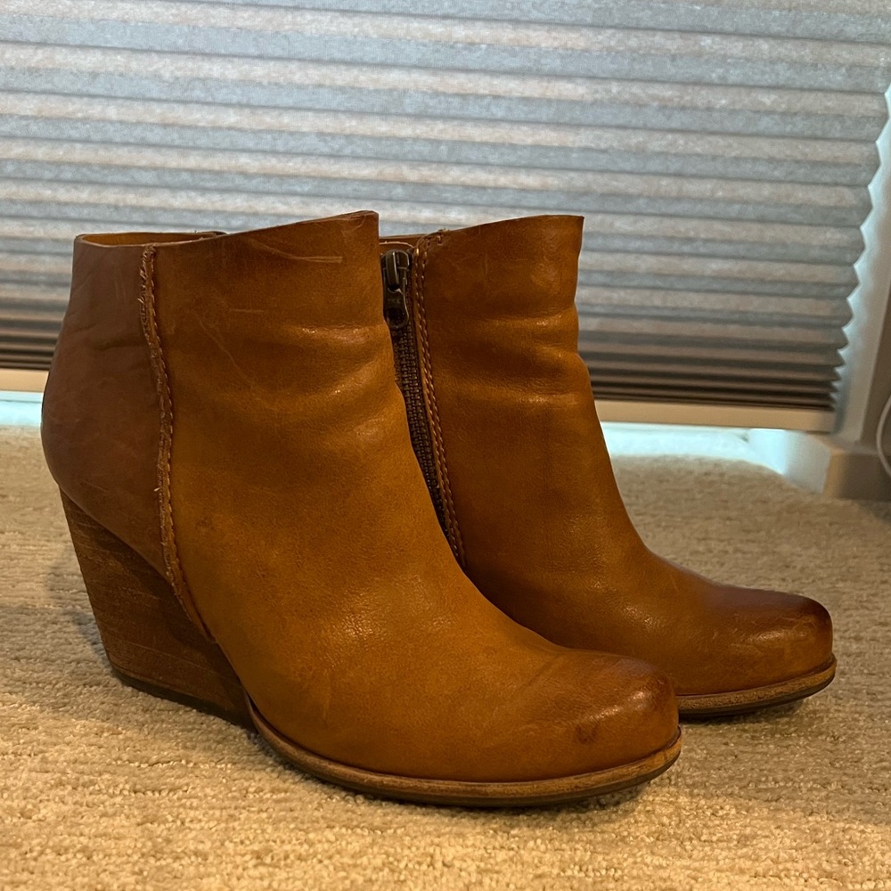 KORK EASE CHANDRA ANKLE LEATHER BOOTIE SIZE 8